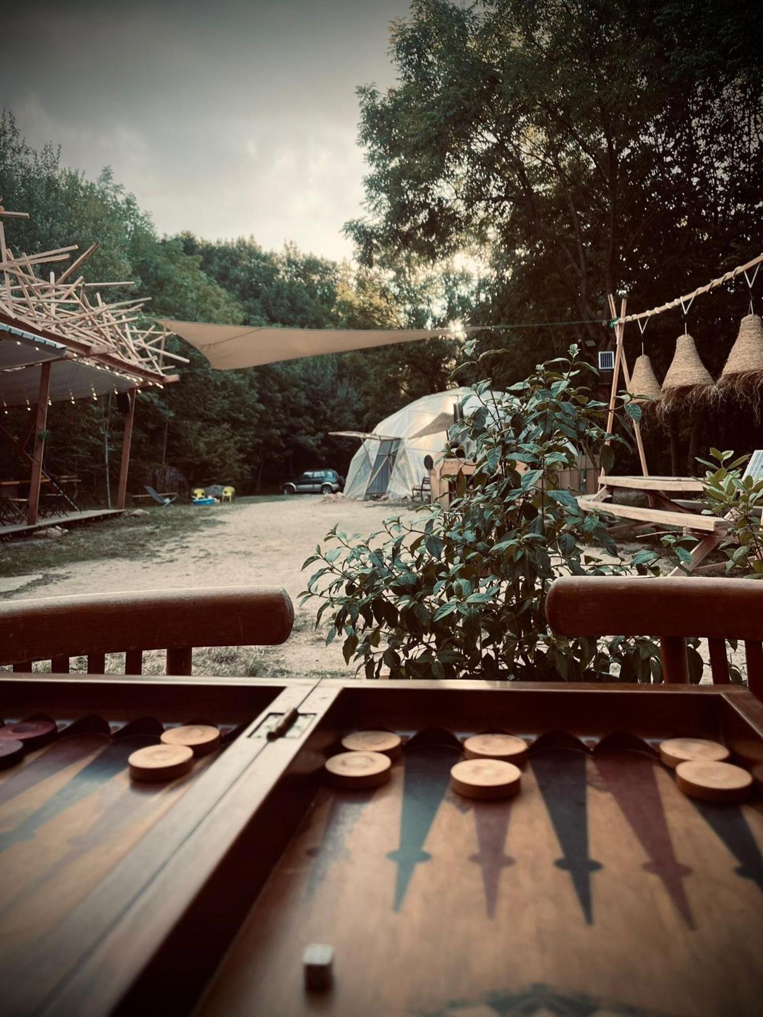 Le Travers Ajoux - Camping Gite Evenement Екстер'єр фото