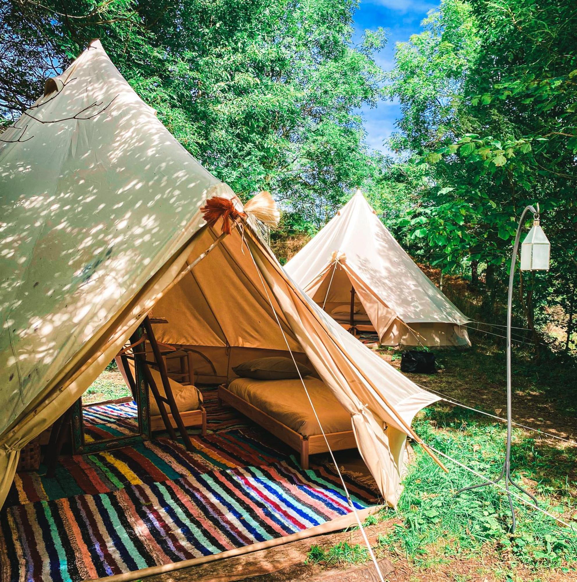 Le Travers Ajoux - Camping Gite Evenement Екстер'єр фото